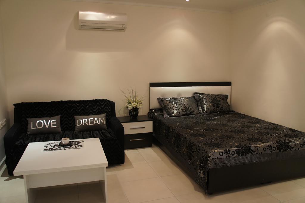 דירות אבסלאר Sea View Studio In Orion Garden חדר תמונה